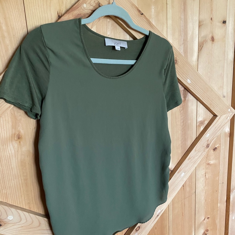 The loft T shirt